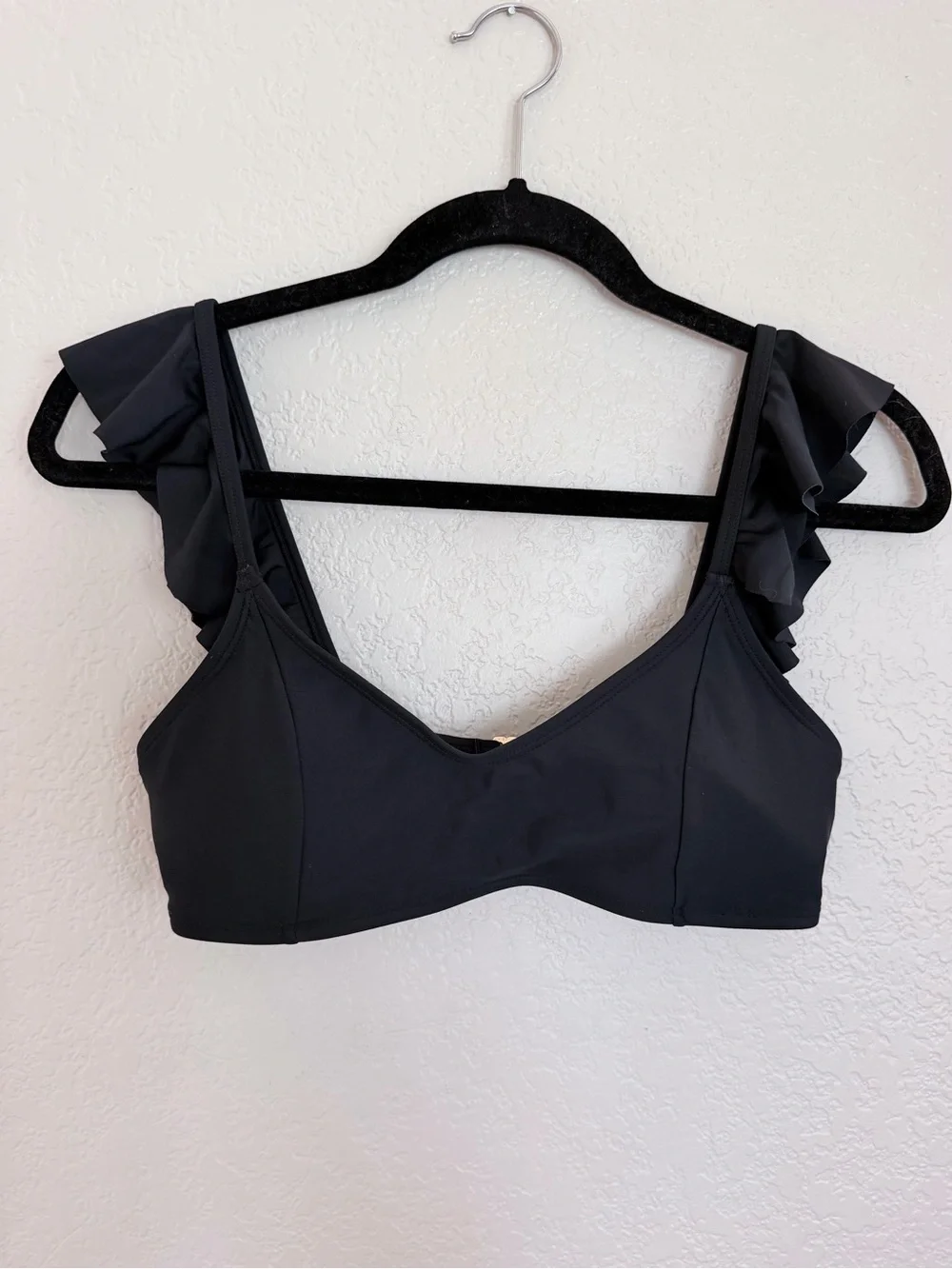 Relleciga Black Ruffle Shoulder Bikini Top | Size M - Picture 1 of 5